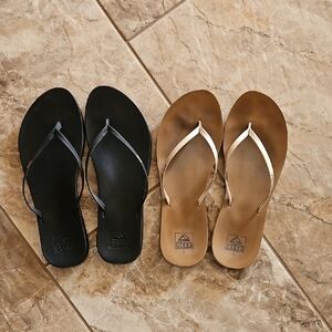 Reef Women's Flip Flops - Black and Tan Size 9